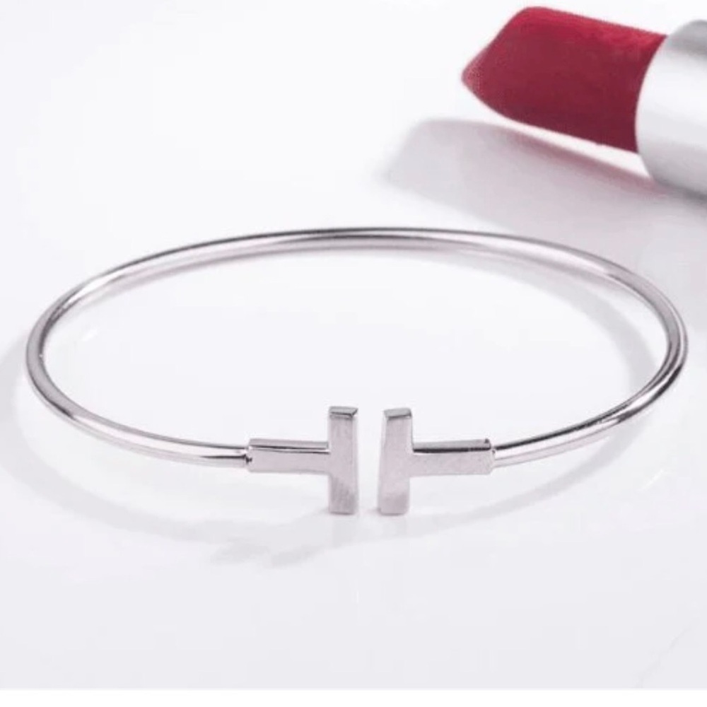 DOUBLE T OPEN CUFF WIRE BRACELET - Picture 4 of 9
